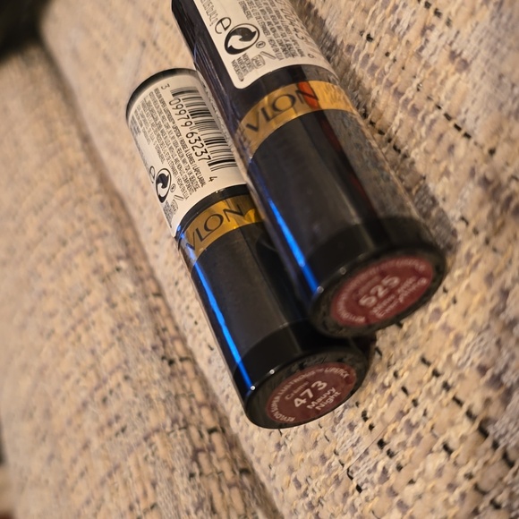 REVLON BRAND WOMEN'S SUPER LUSTROUS LIPSTICK BUNDLE OF 2 - Picture 6 of 6